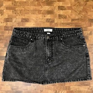 Forever21 black denim mini skirt with pockets